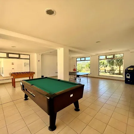 Terrace With Pool By Homing Apartamento *