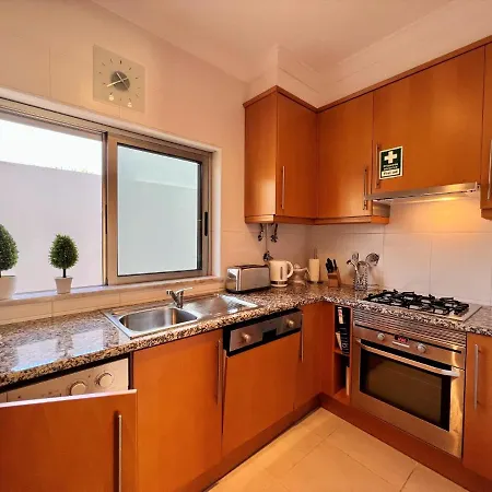 Terrace With Pool By Homing Apartamento Albufeira